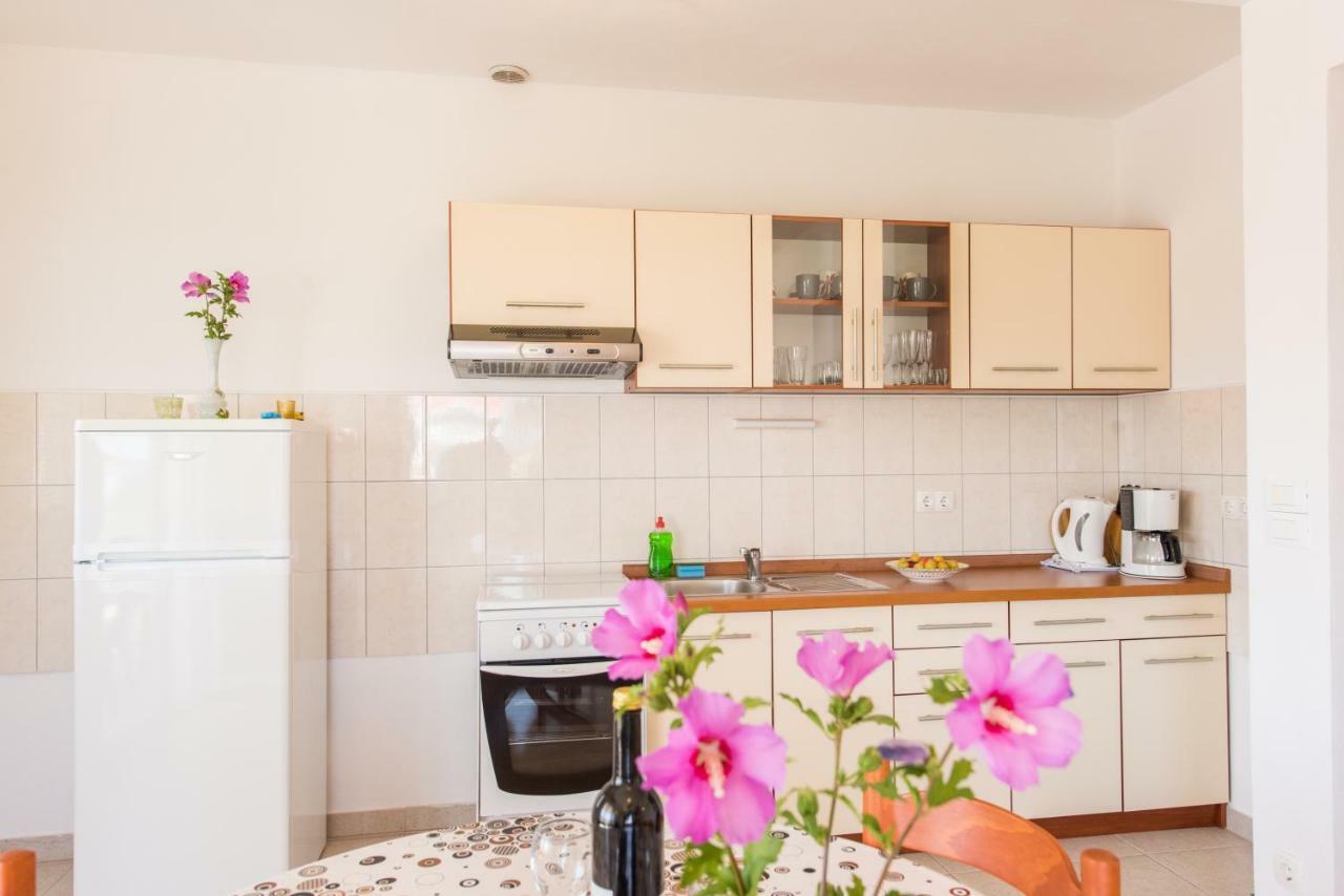 Apartments Maco Petrcane Ngoại thất bức ảnh